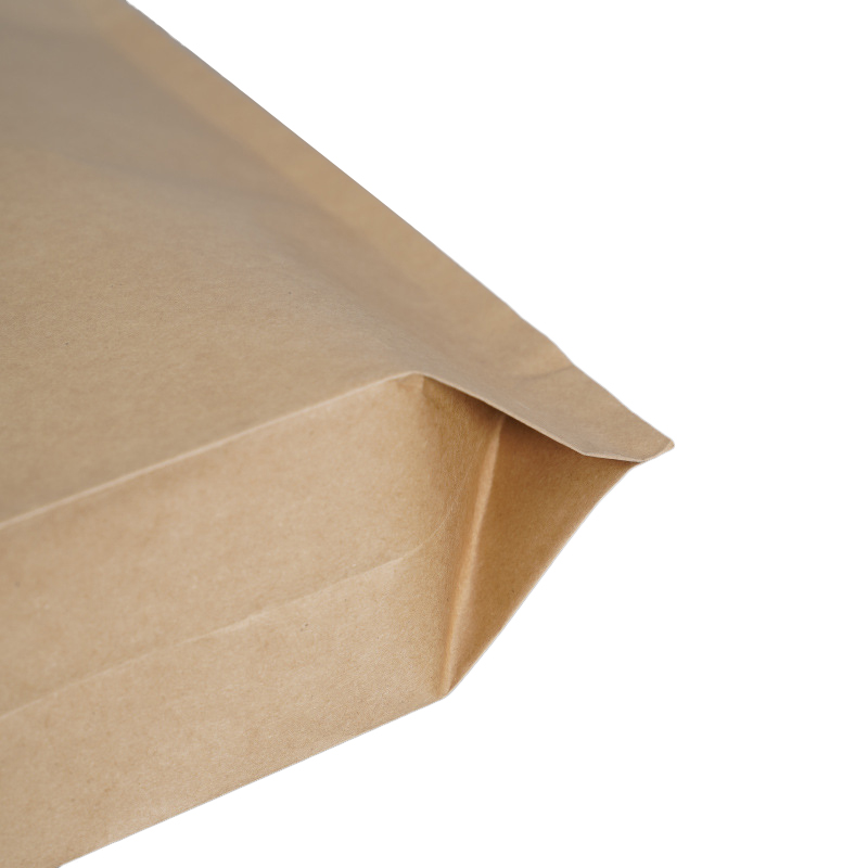 Paper Mailers with Bottom Gusset